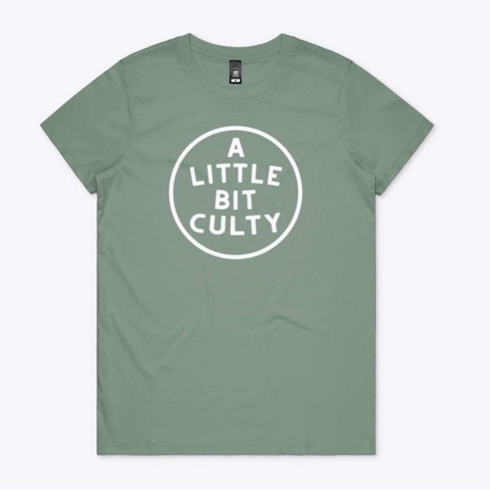 ▪️ A little bit culty podcast tee ALBC
